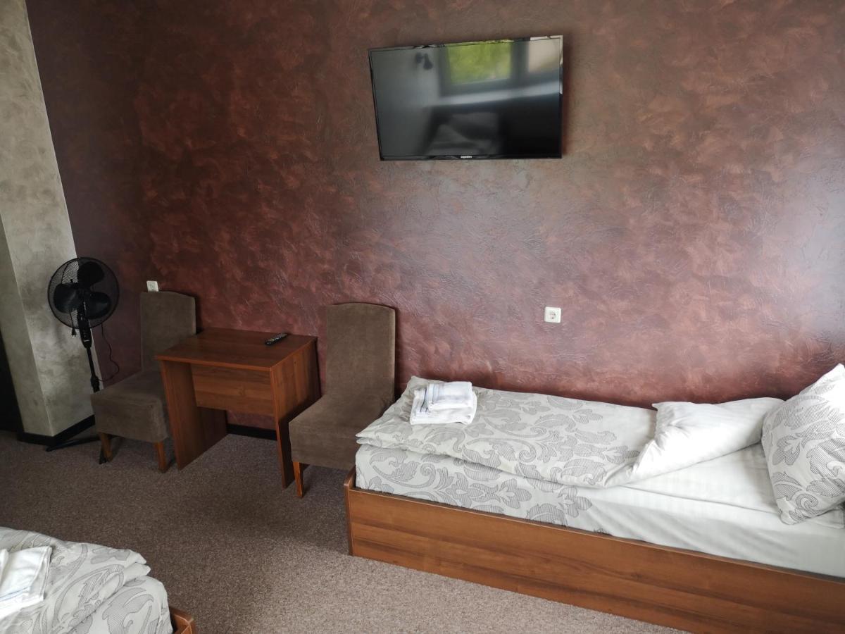 Skuodas Pas Neriju B&B 외부 사진