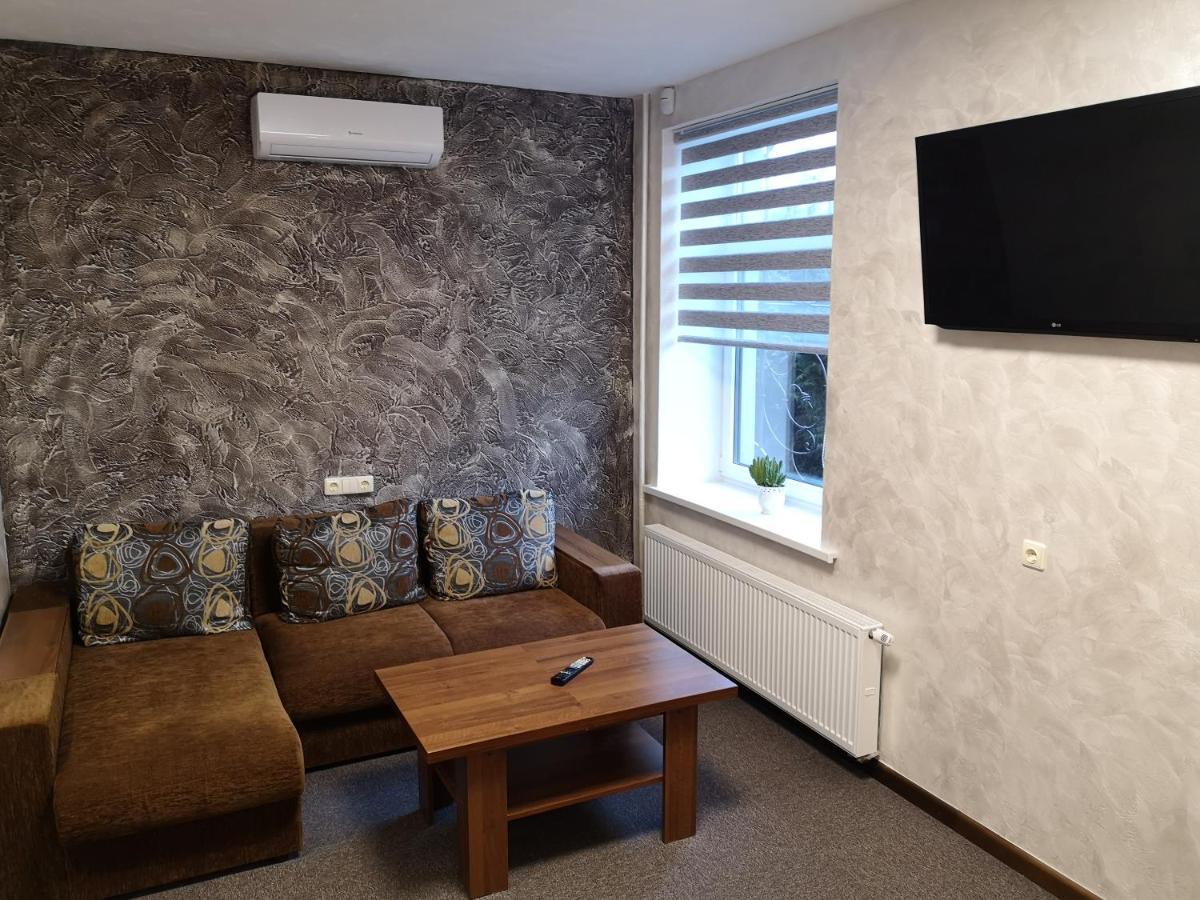 Skuodas Pas Neriju B&B 외부 사진