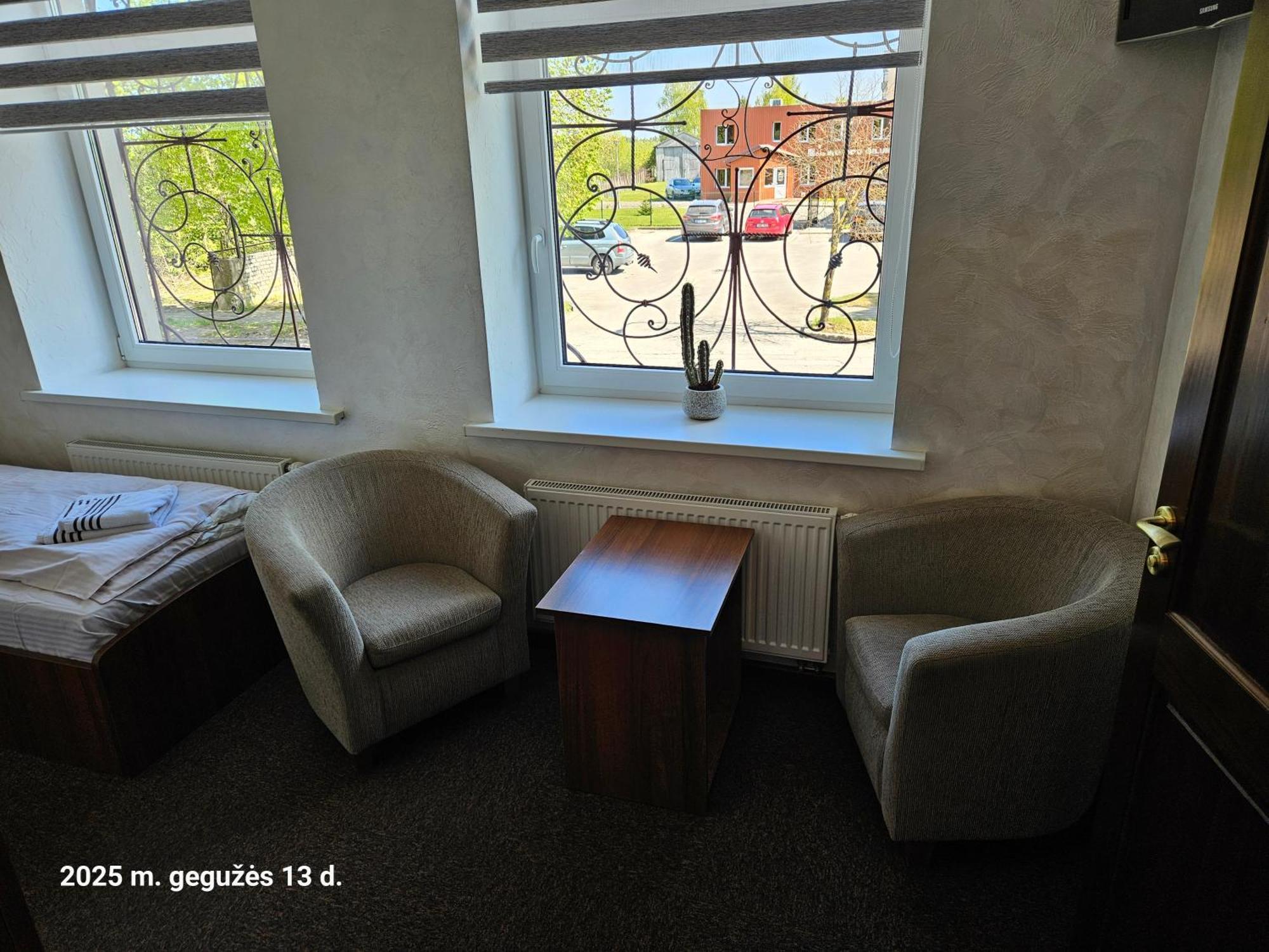 Skuodas Pas Neriju B&B 외부 사진